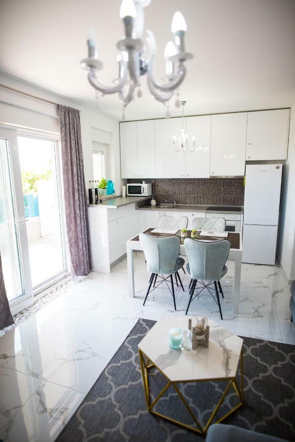 Apartment Mikulic Makarska Exterior foto